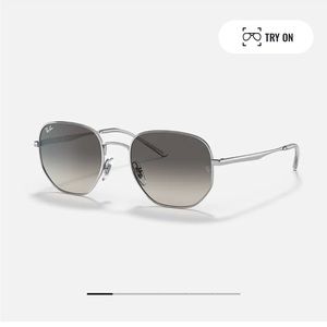 Ray ban ORB3682 silver aviators $144